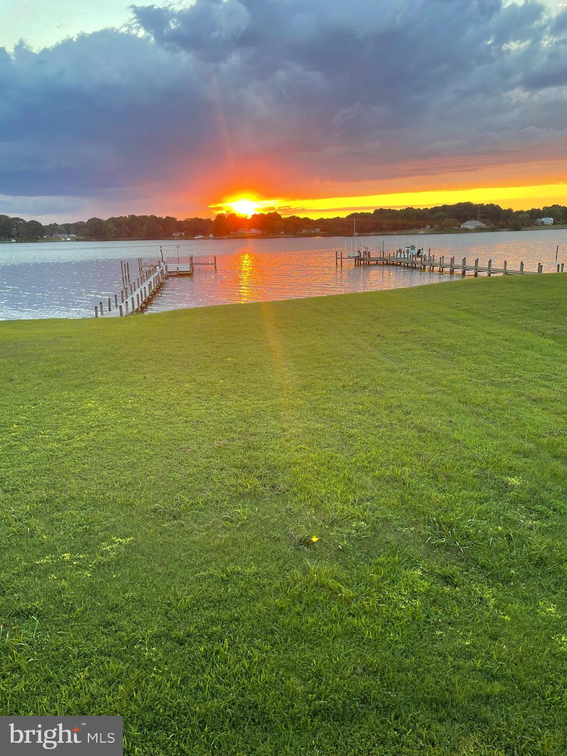 467 GRANDVIEW LANDING
