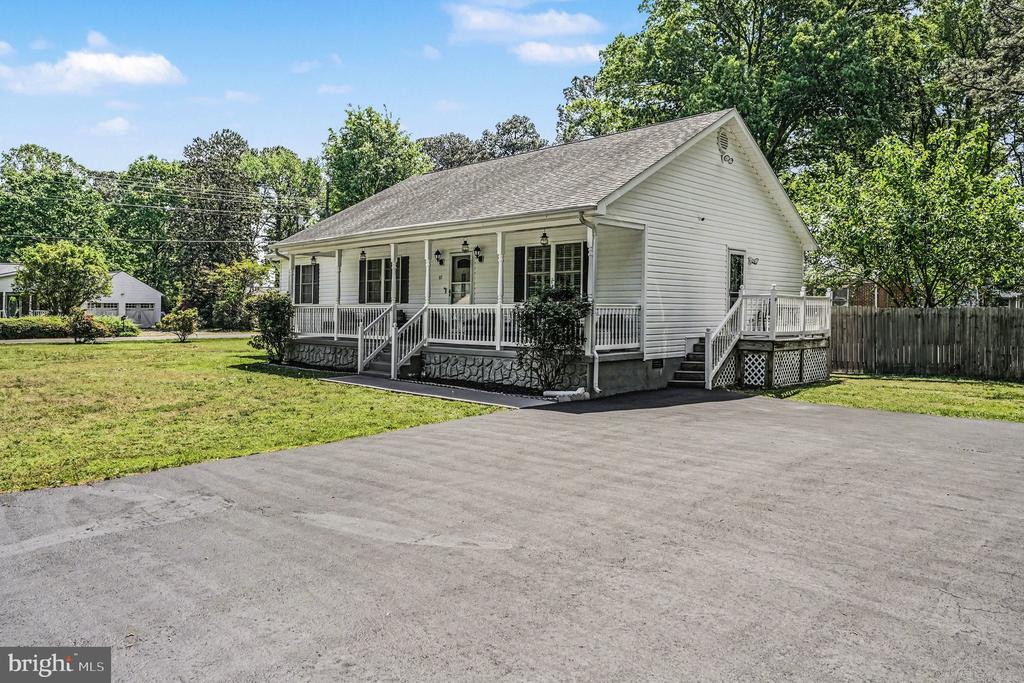 87 CEDAR LANE