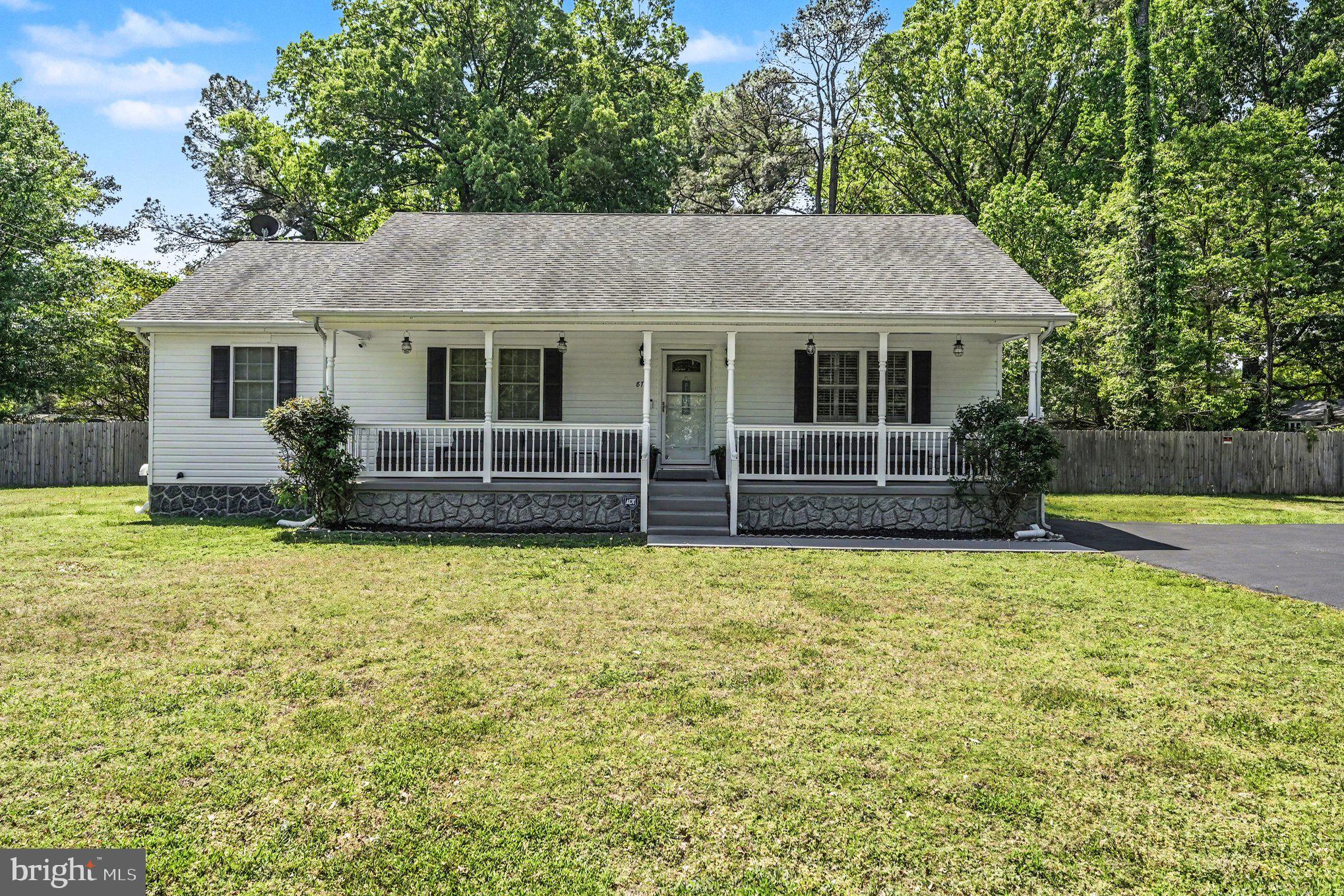 87 CEDAR LANE