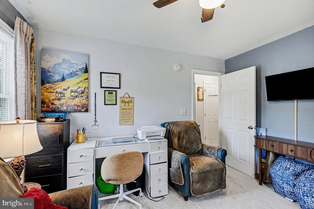 87 CEDAR LANE