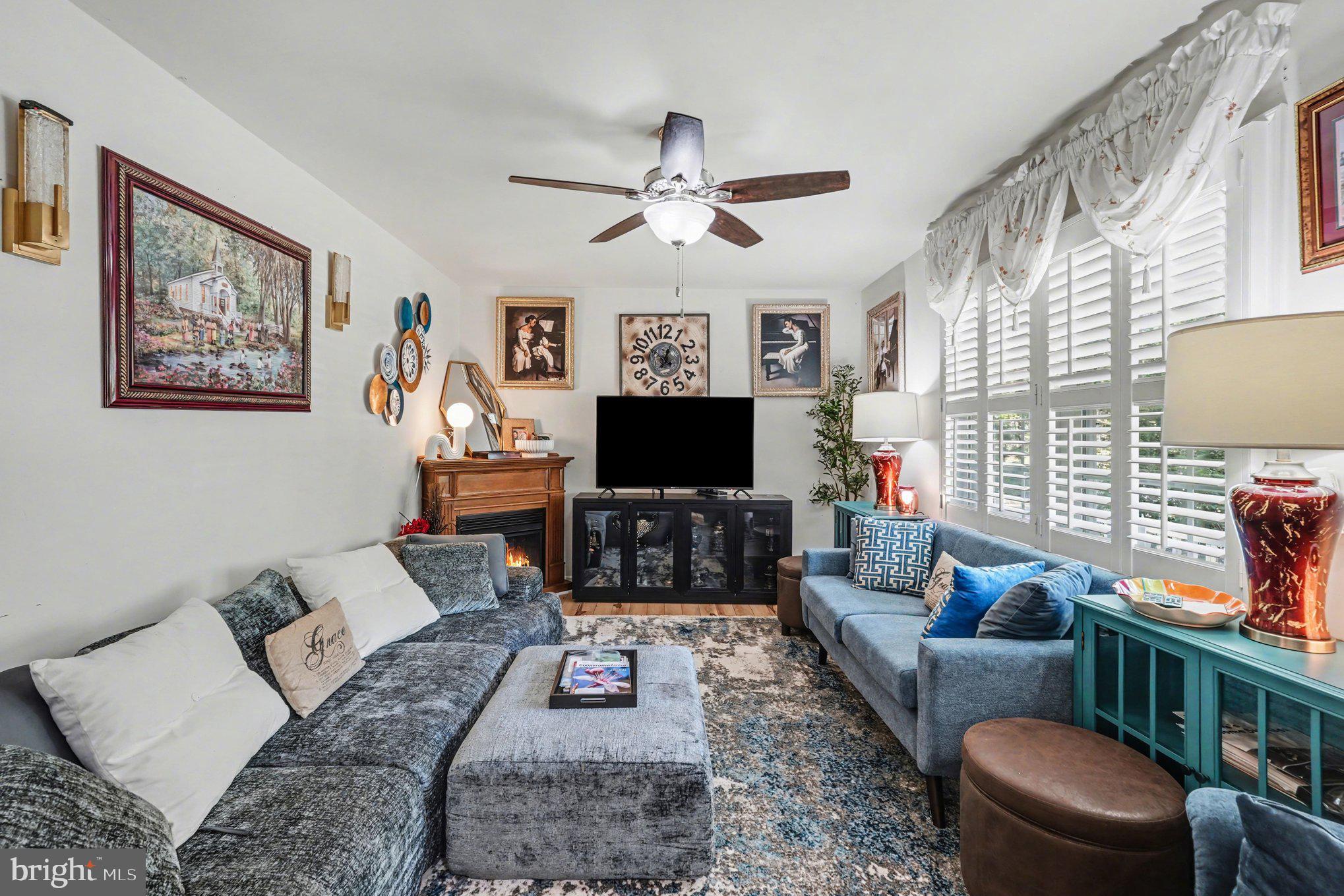 87 CEDAR LANE