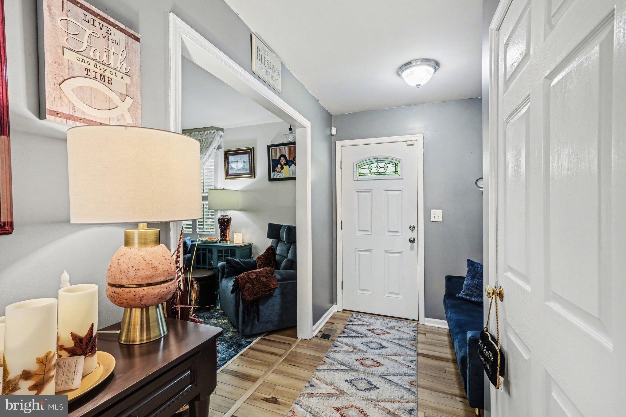 87 CEDAR LANE
