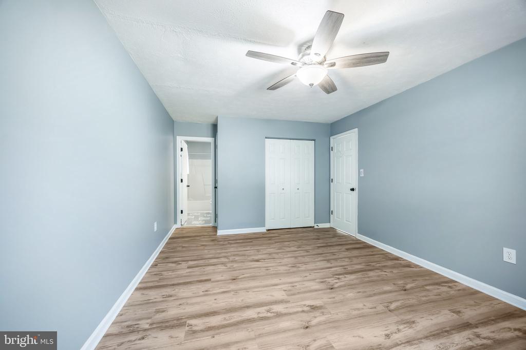 234 HOLLY WAY