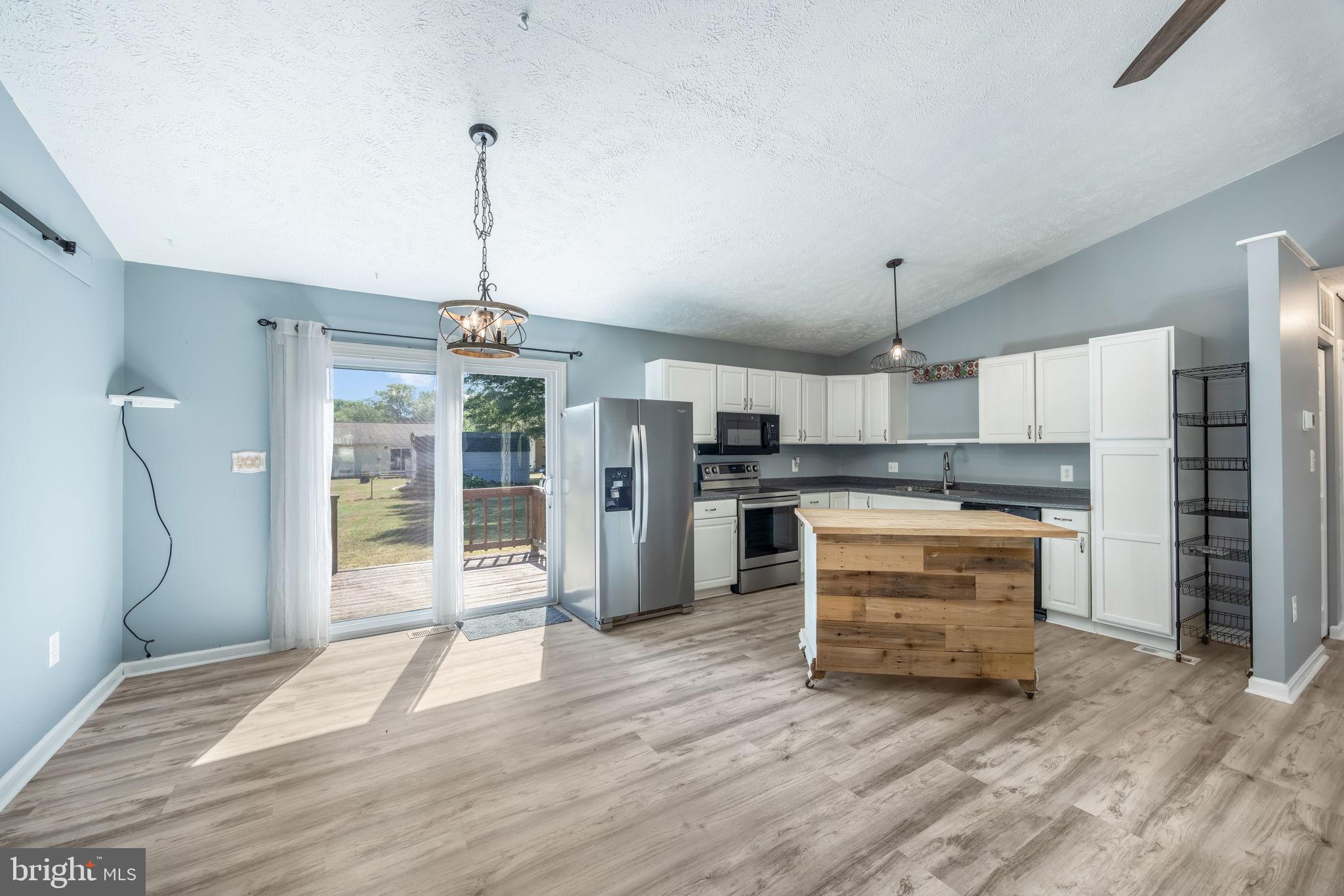 234 HOLLY WAY