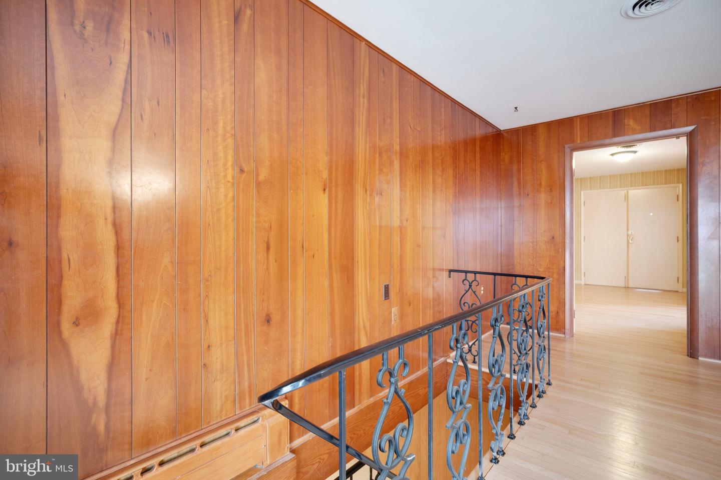 157 Lambden AVENUE