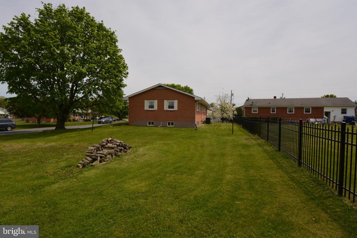 101 Locust AVENUE