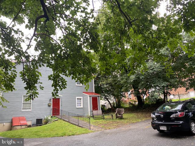 215 Sharp STREET