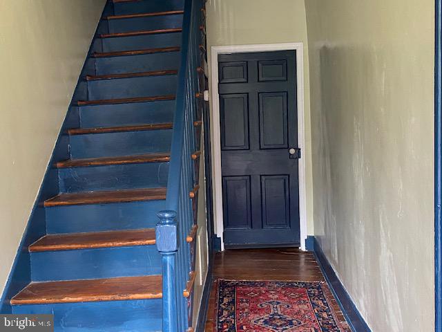 215 Sharp STREET