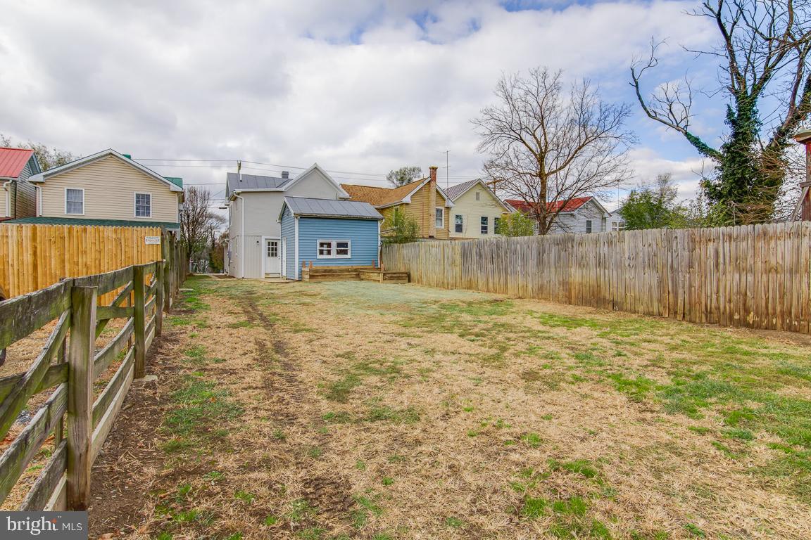 308 Highland AVENUE