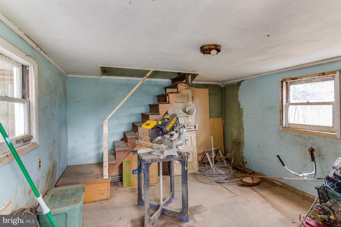 308 Highland AVENUE