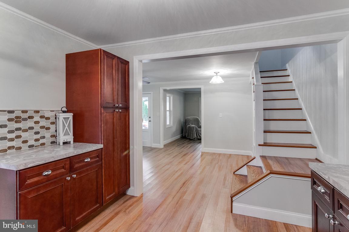 308 Highland AVENUE