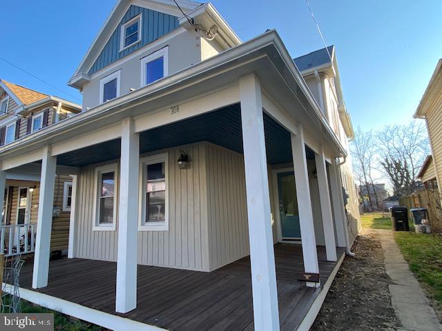 308 Highland AVENUE