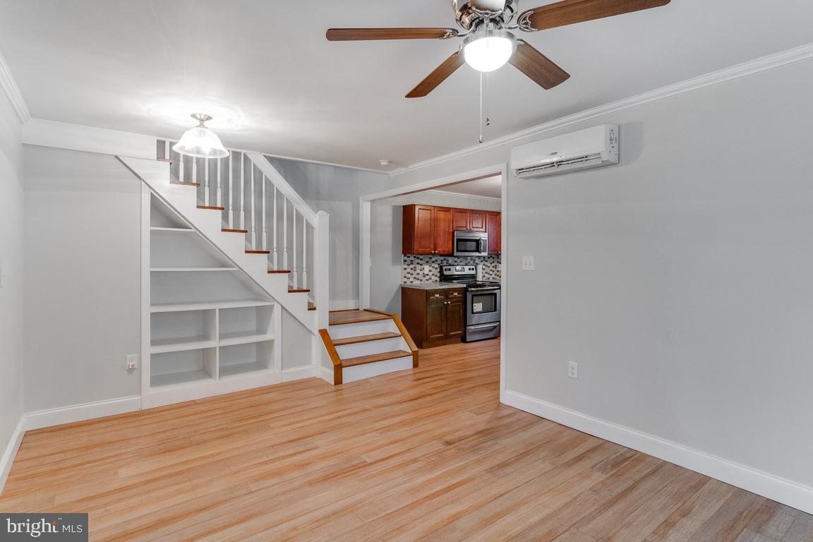 308 Highland AVENUE