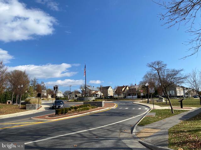 308 Highland AVENUE