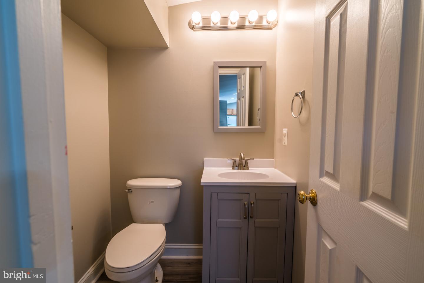 104 S Loudoun STREET Unit: 1