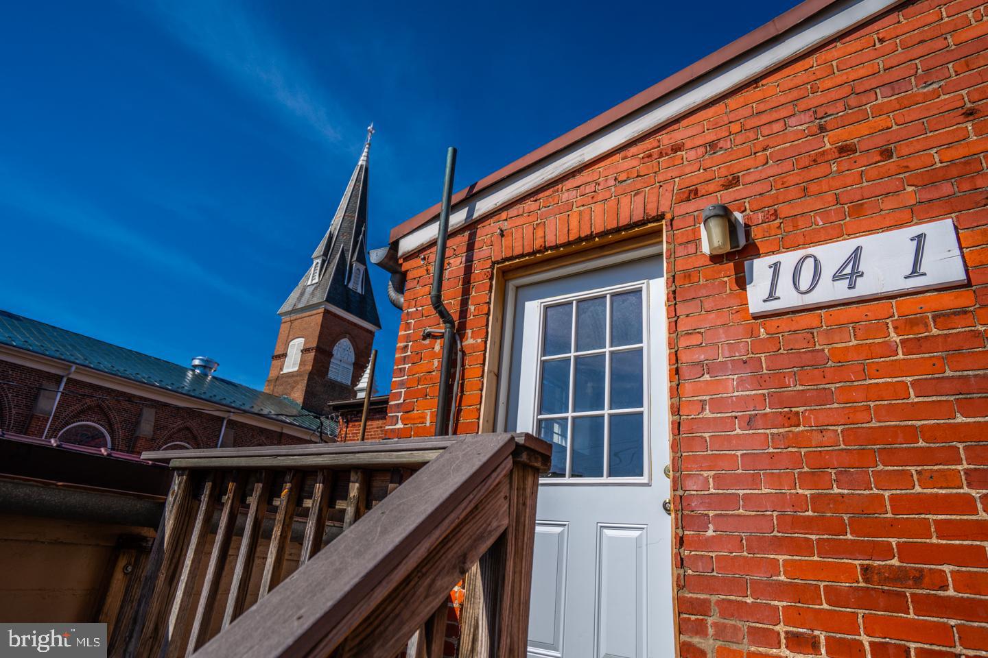 104 S Loudoun STREET Unit: 1