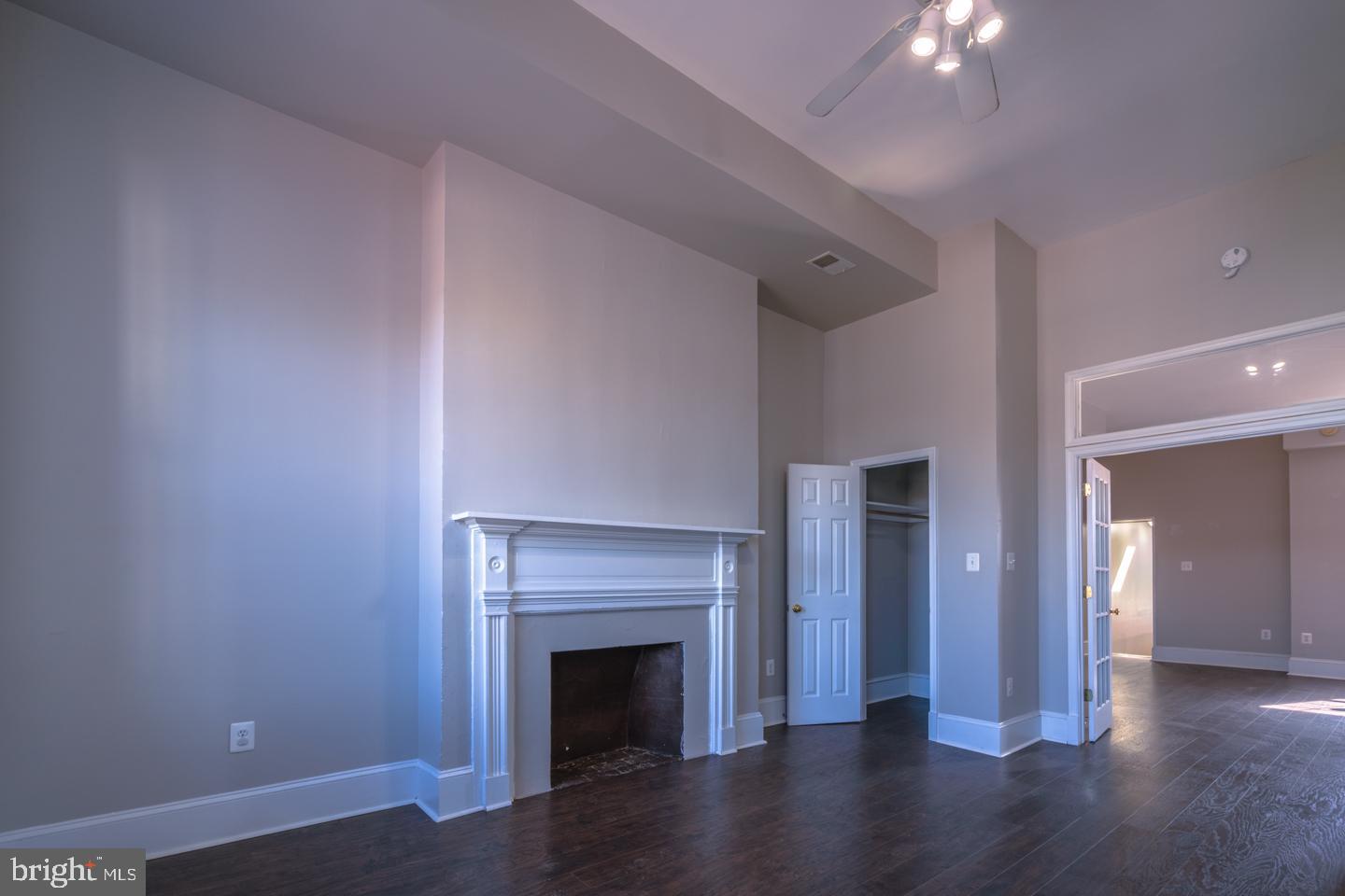104 S Loudoun STREET Unit: 1