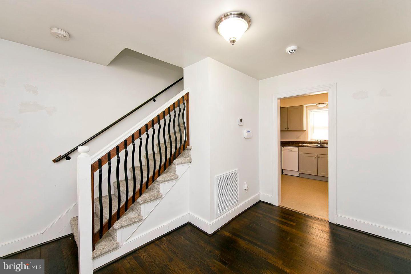 211 Bellview AVENUE