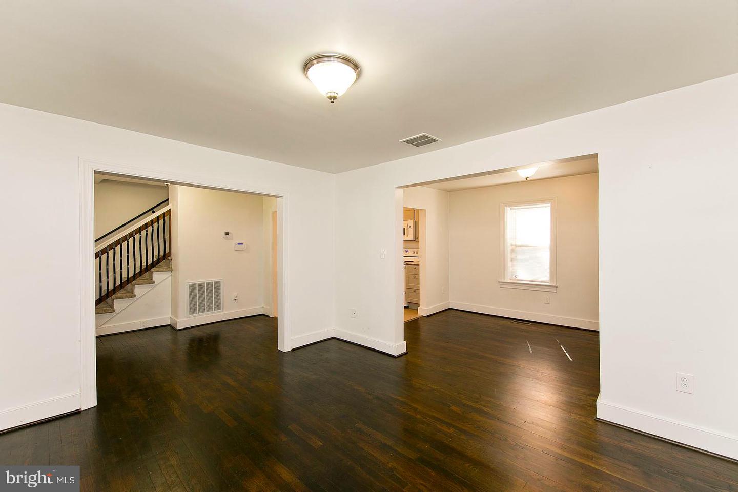 211 Bellview AVENUE