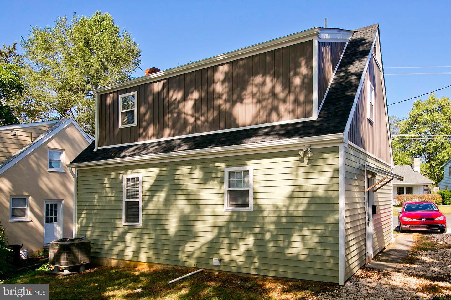 211 Bellview AVENUE