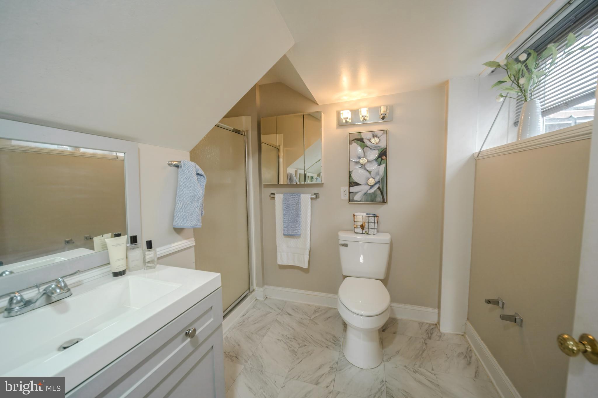 104 S Loudoun STREET Unit: 2
