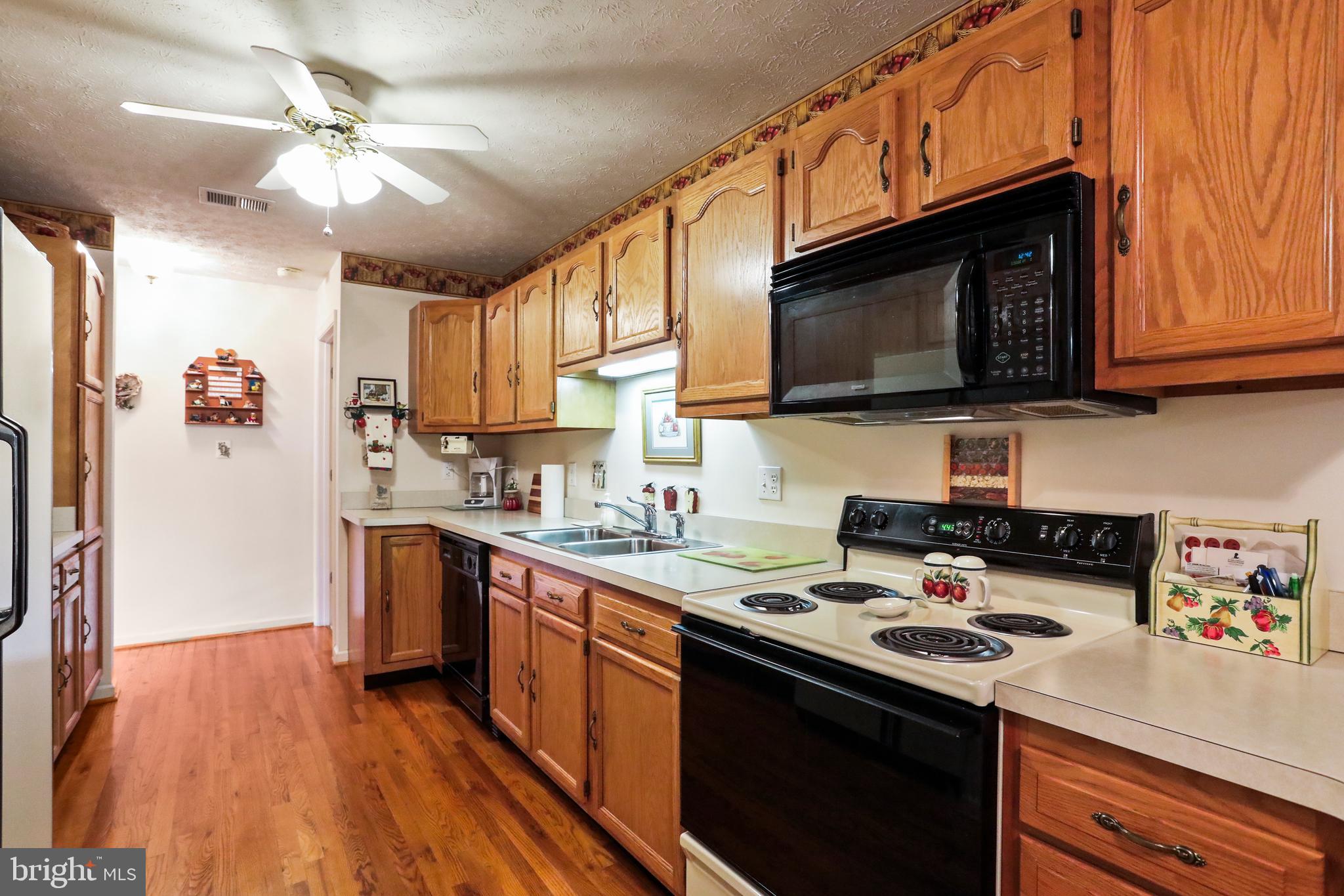 209 W Cedarmeade AVENUE