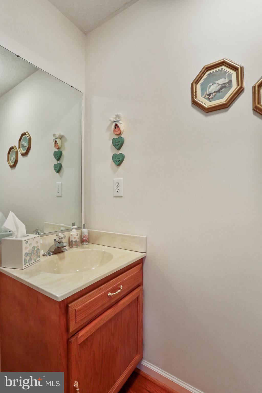 209 W Cedarmeade AVENUE