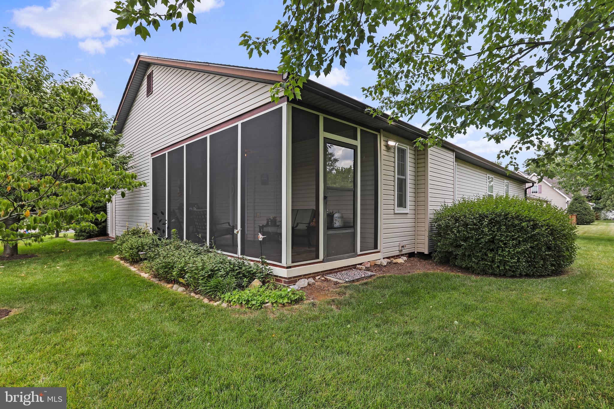 209 W Cedarmeade AVENUE