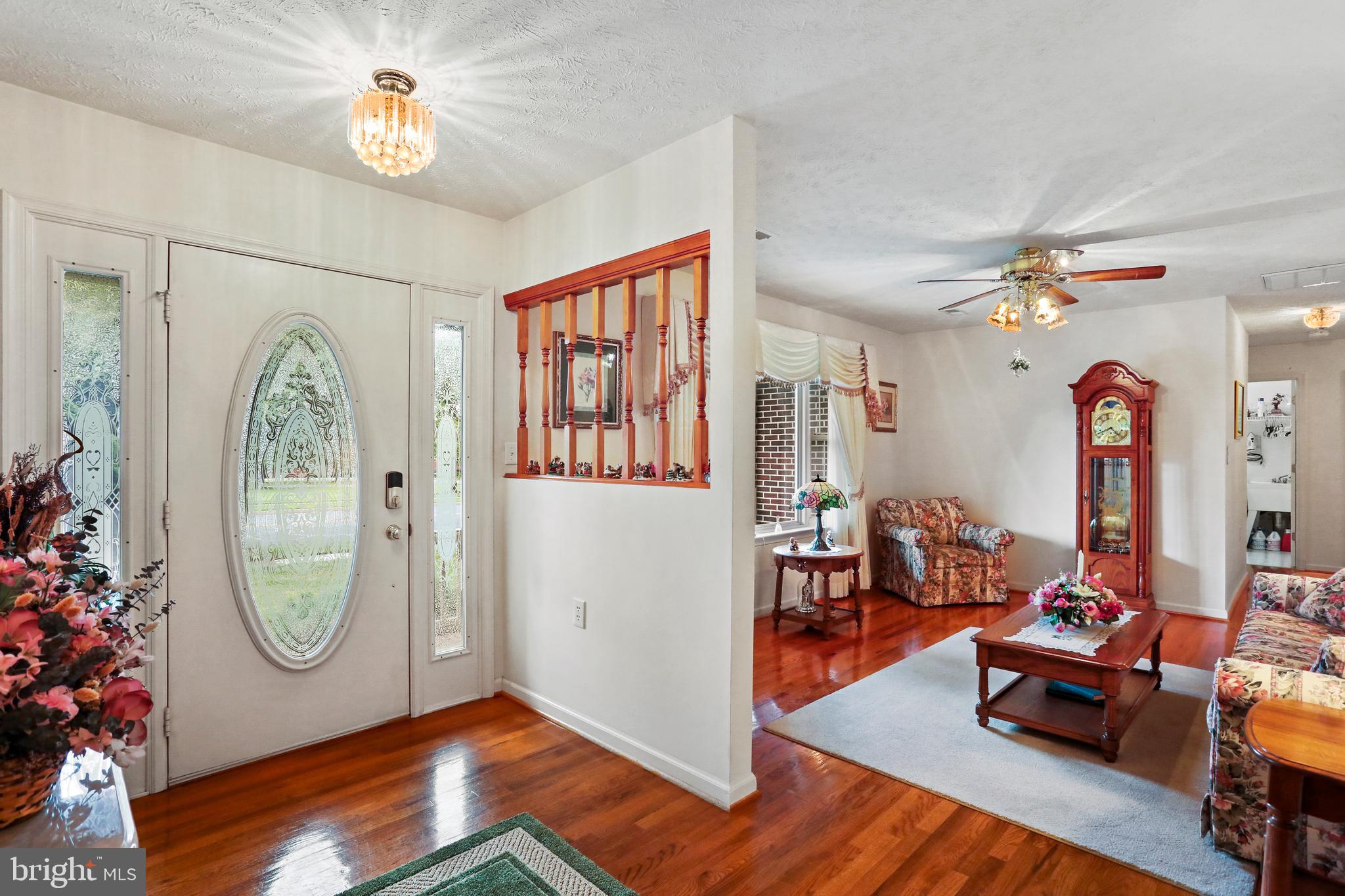 209 W Cedarmeade AVENUE