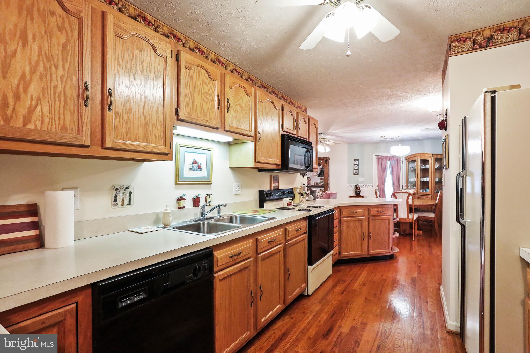 209 W Cedarmeade AVENUE