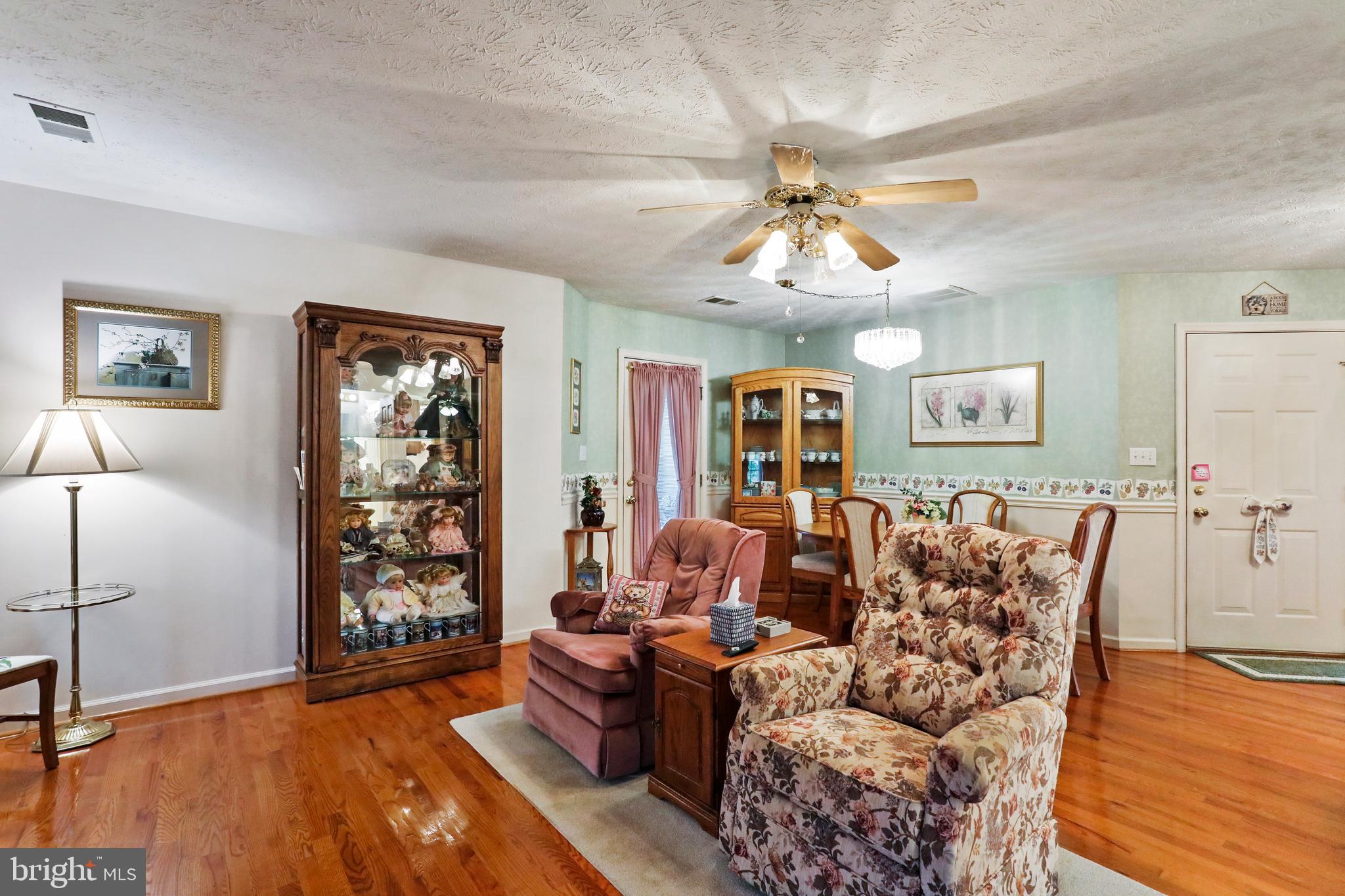 209 W Cedarmeade AVENUE