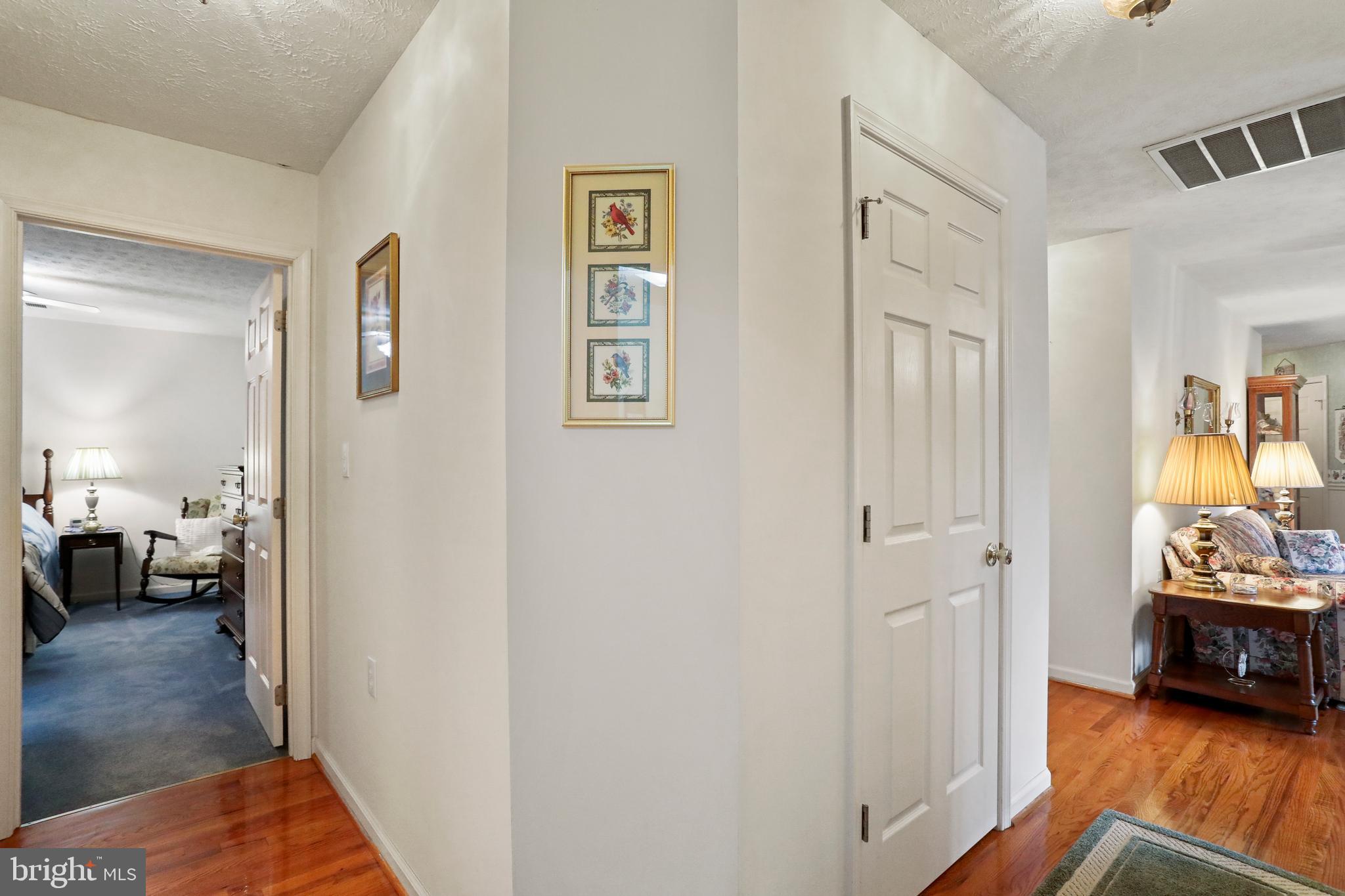 209 W Cedarmeade AVENUE