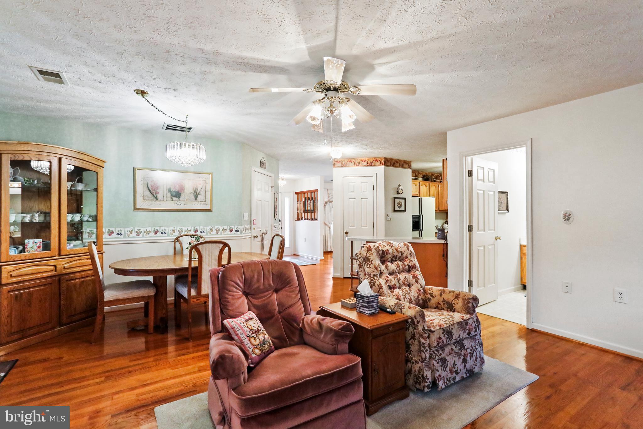 209 W Cedarmeade AVENUE