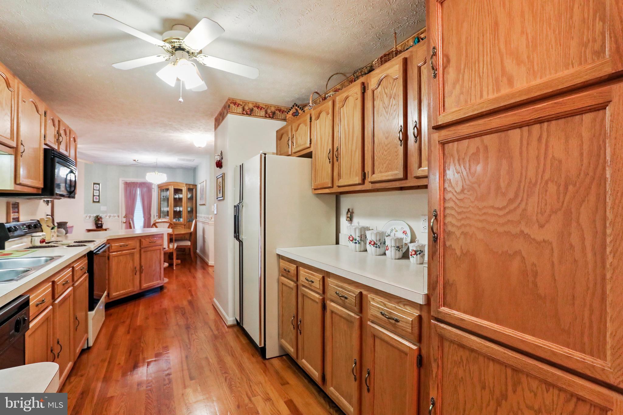 209 W Cedarmeade AVENUE