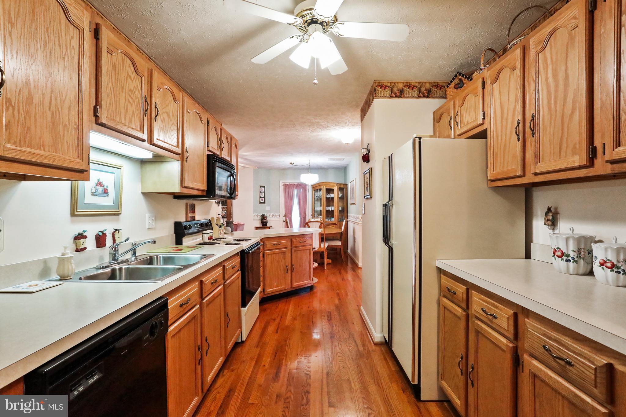 209 W Cedarmeade AVENUE