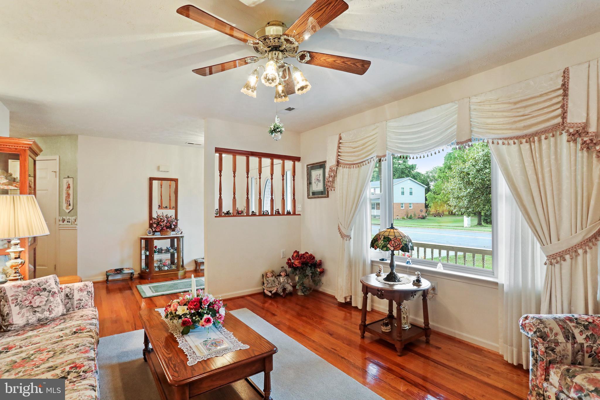 209 W Cedarmeade AVENUE