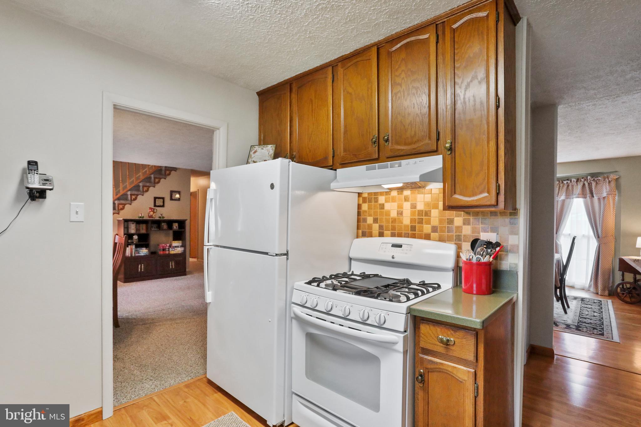 212 W Cedarmeade AVENUE