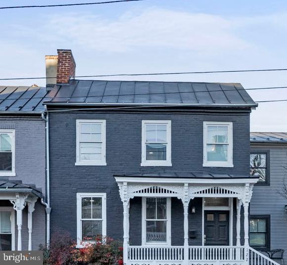 122 E Cork Street