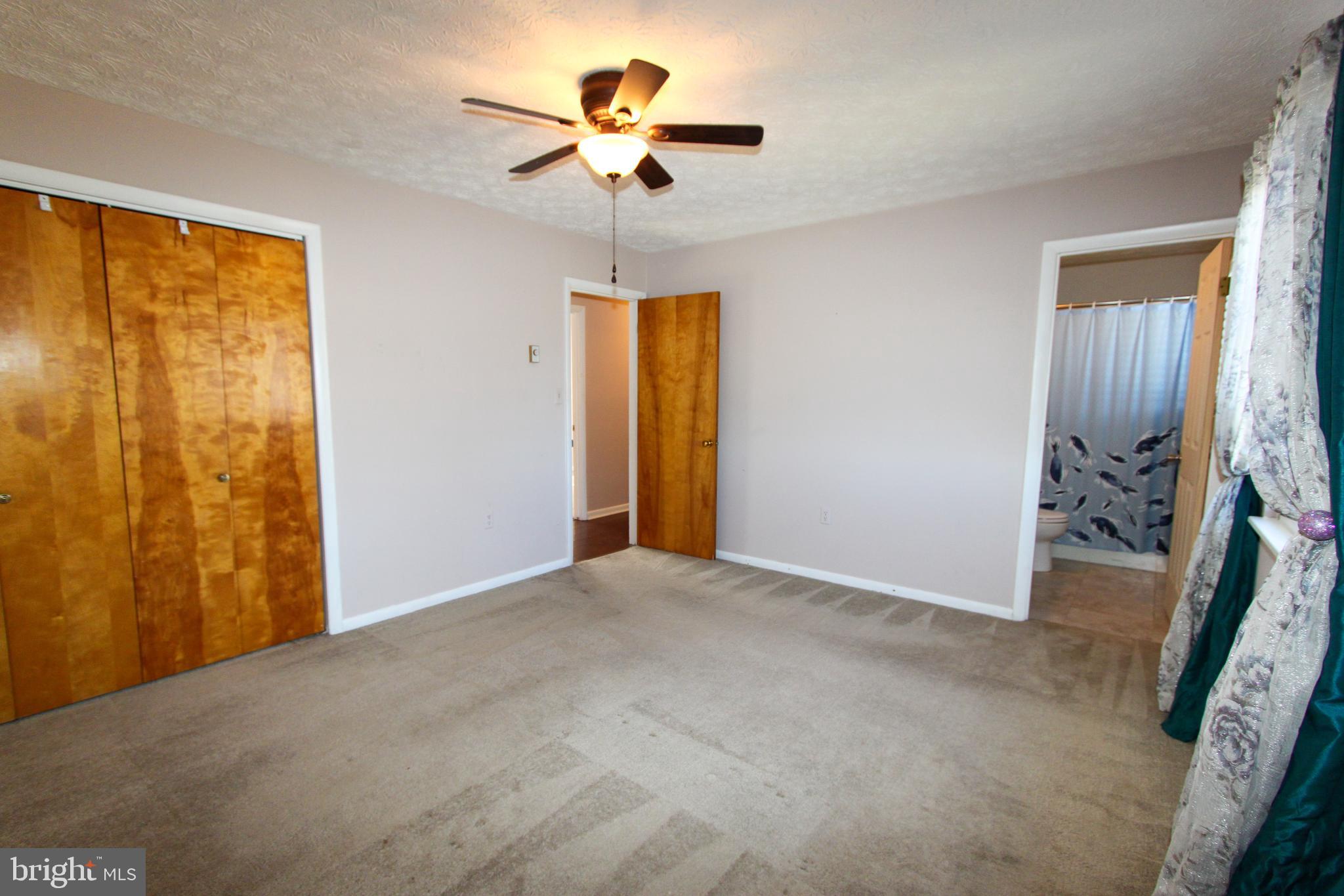 1517 CAROLINE STREET