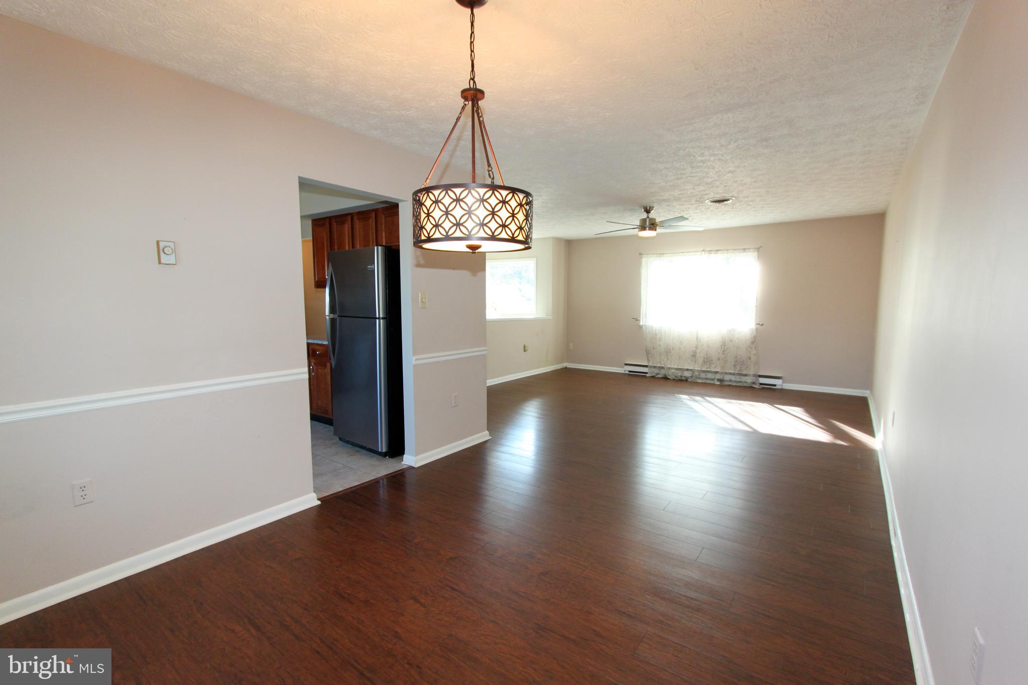 1517 CAROLINE STREET