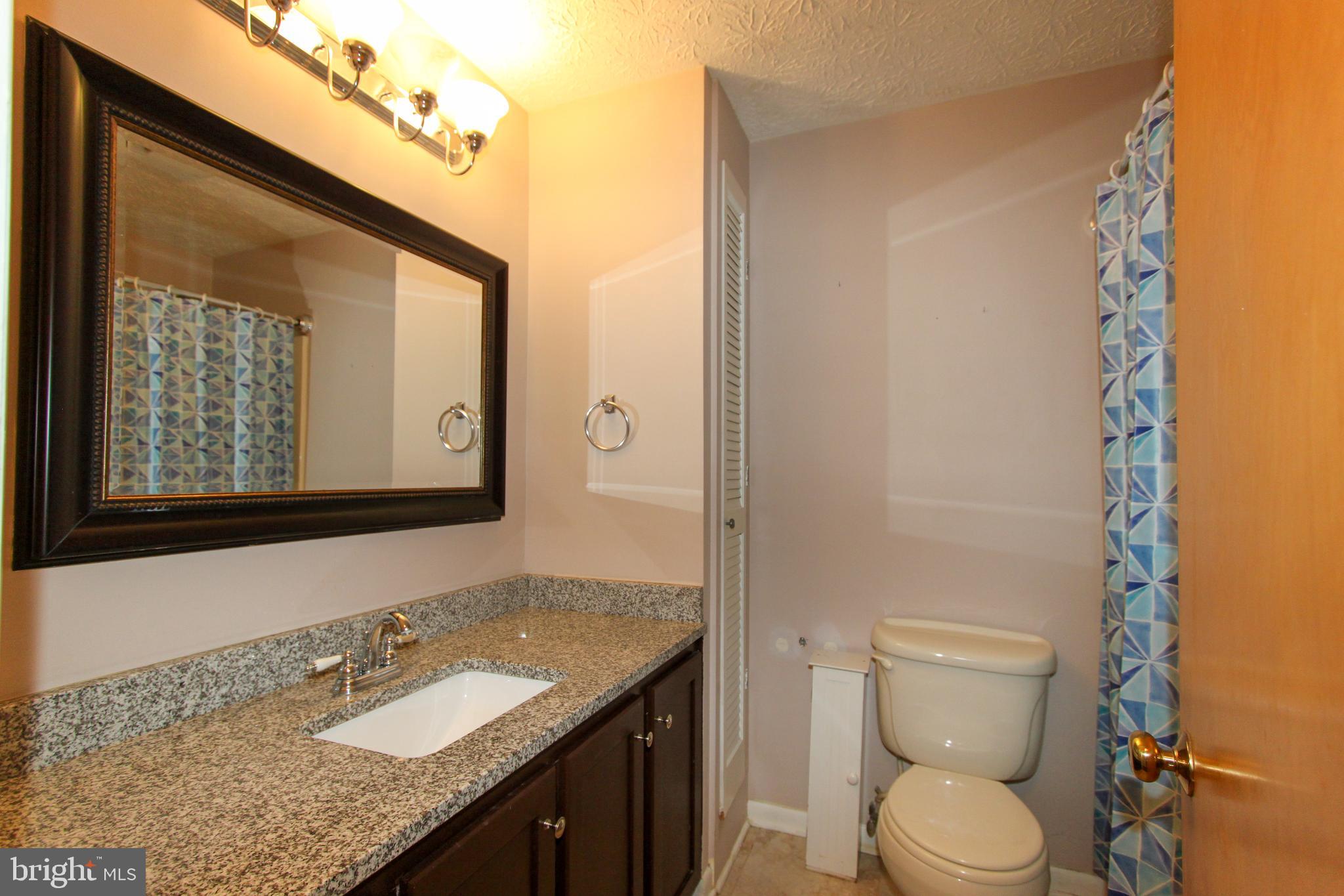 1517 CAROLINE STREET