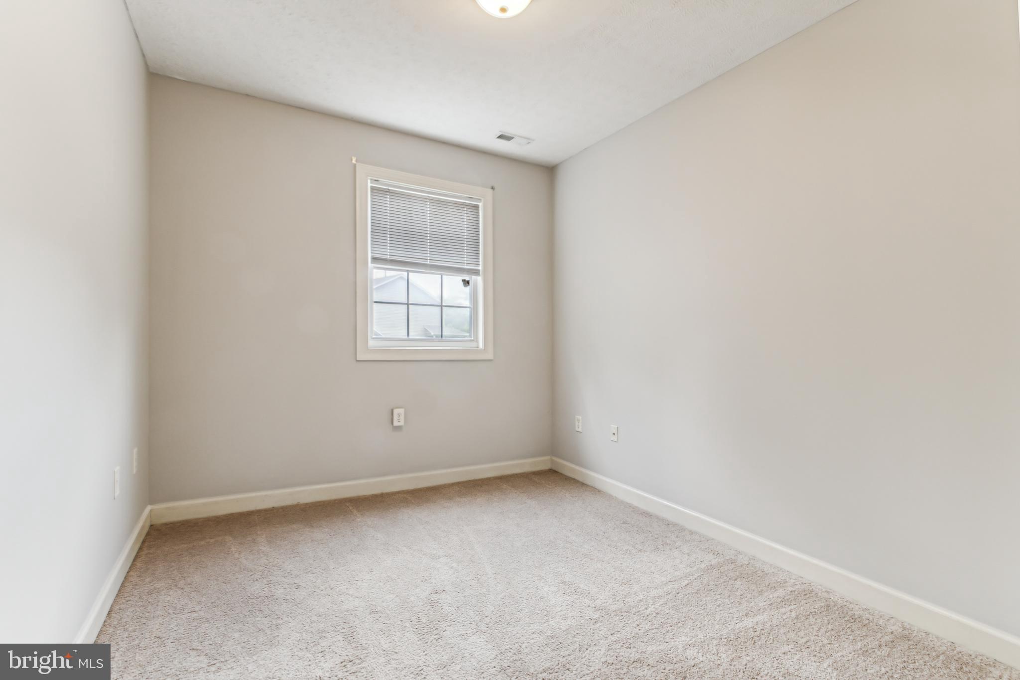 609 Quartzite Cir