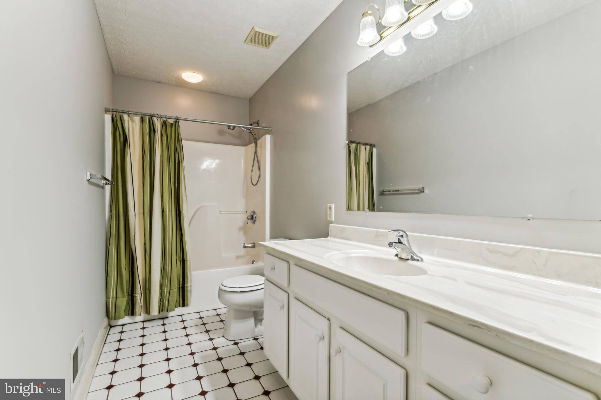 609 Quartzite Cir