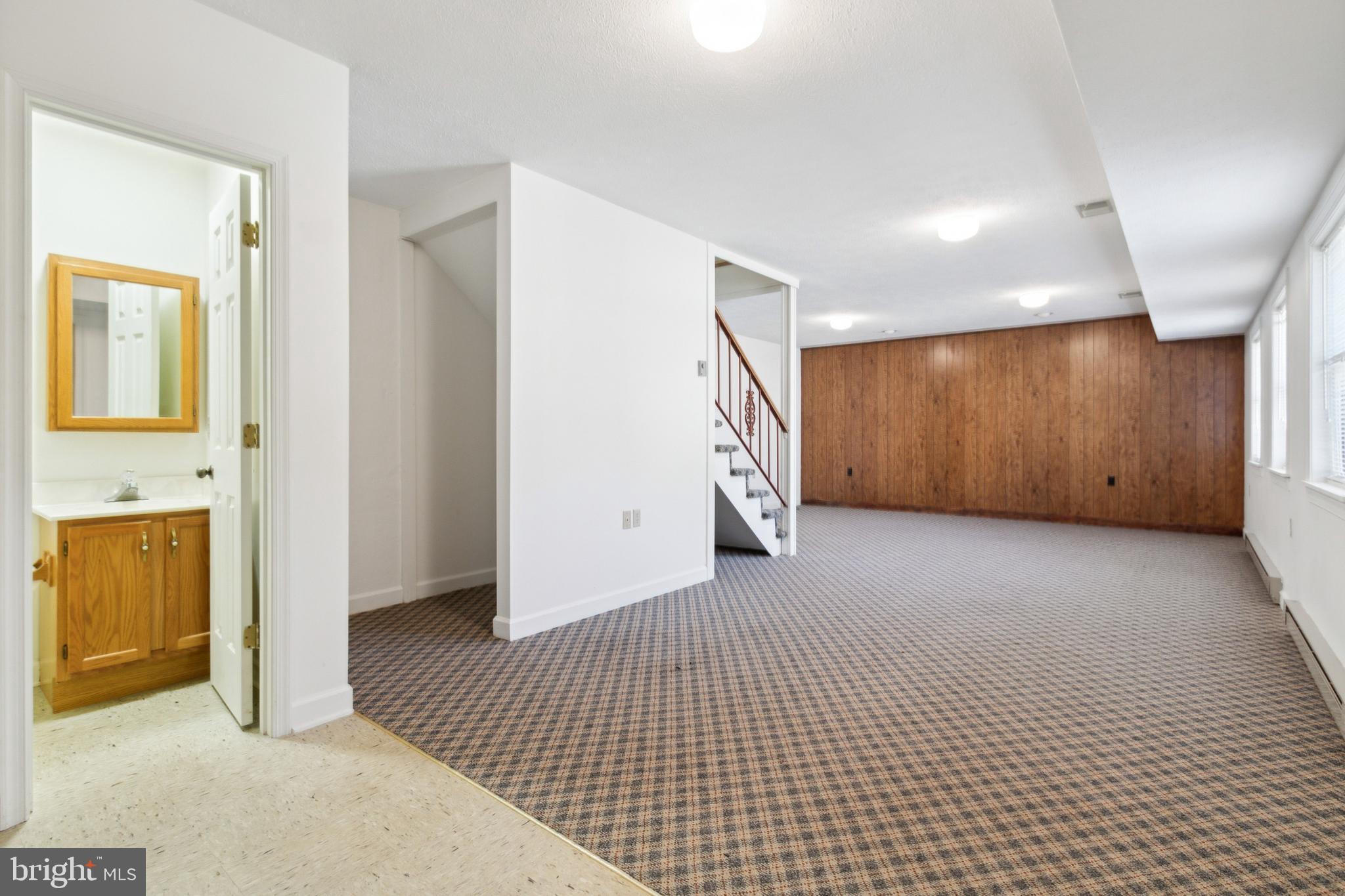648 Bellview Ave