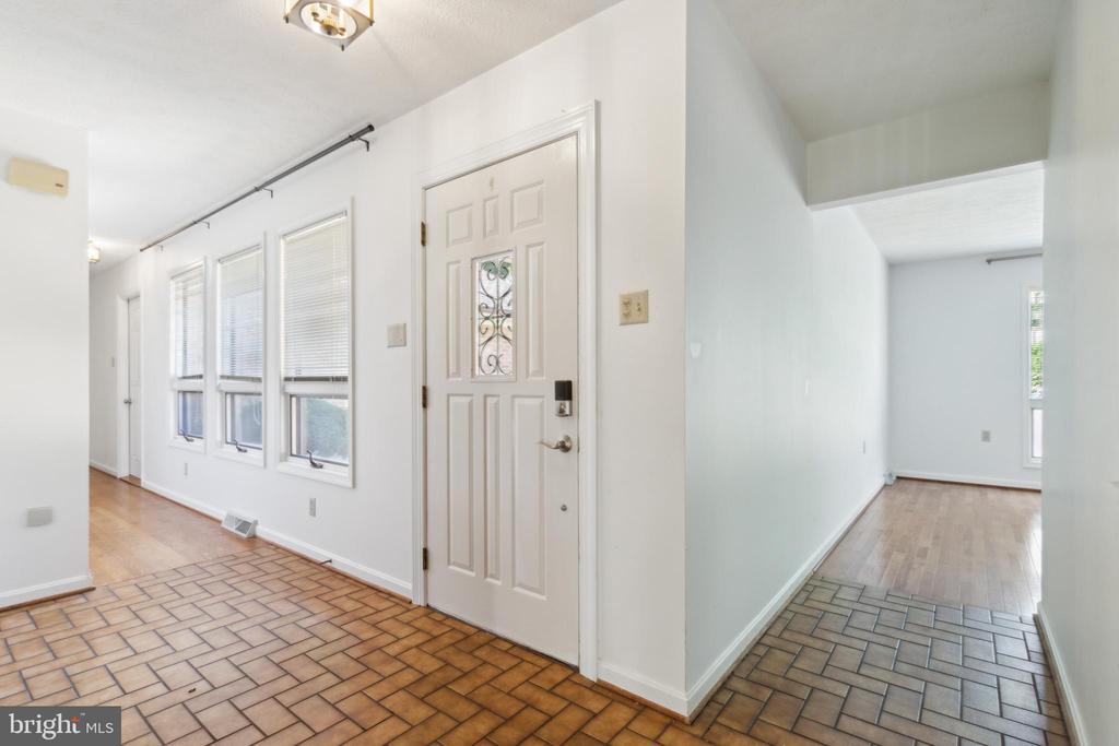 648 Bellview Ave