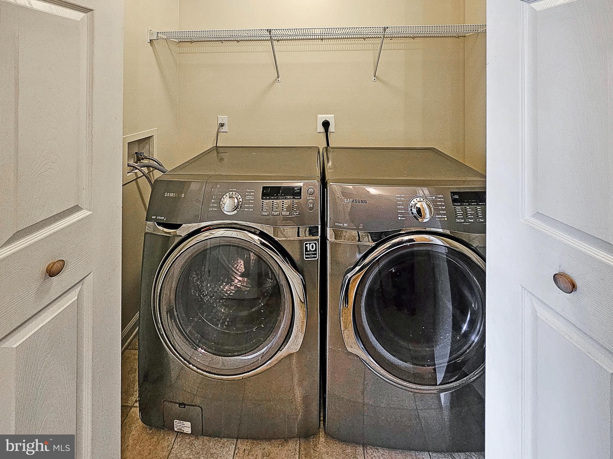 2036 STONELEIGH DRIVE