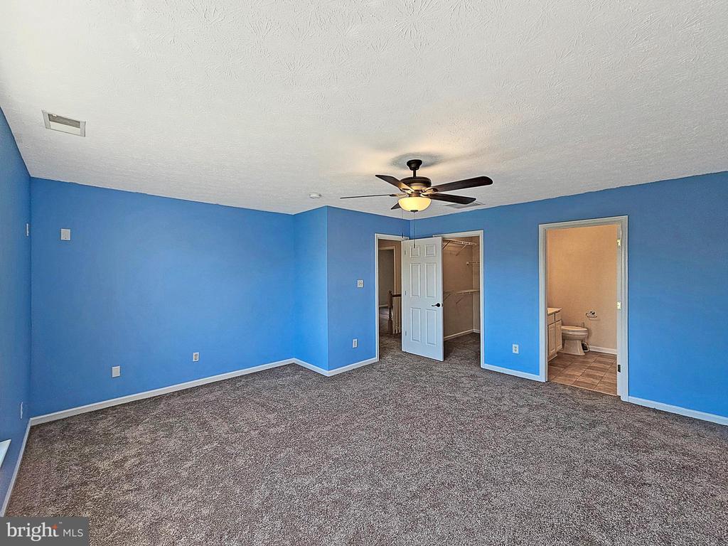 2036 STONELEIGH DRIVE