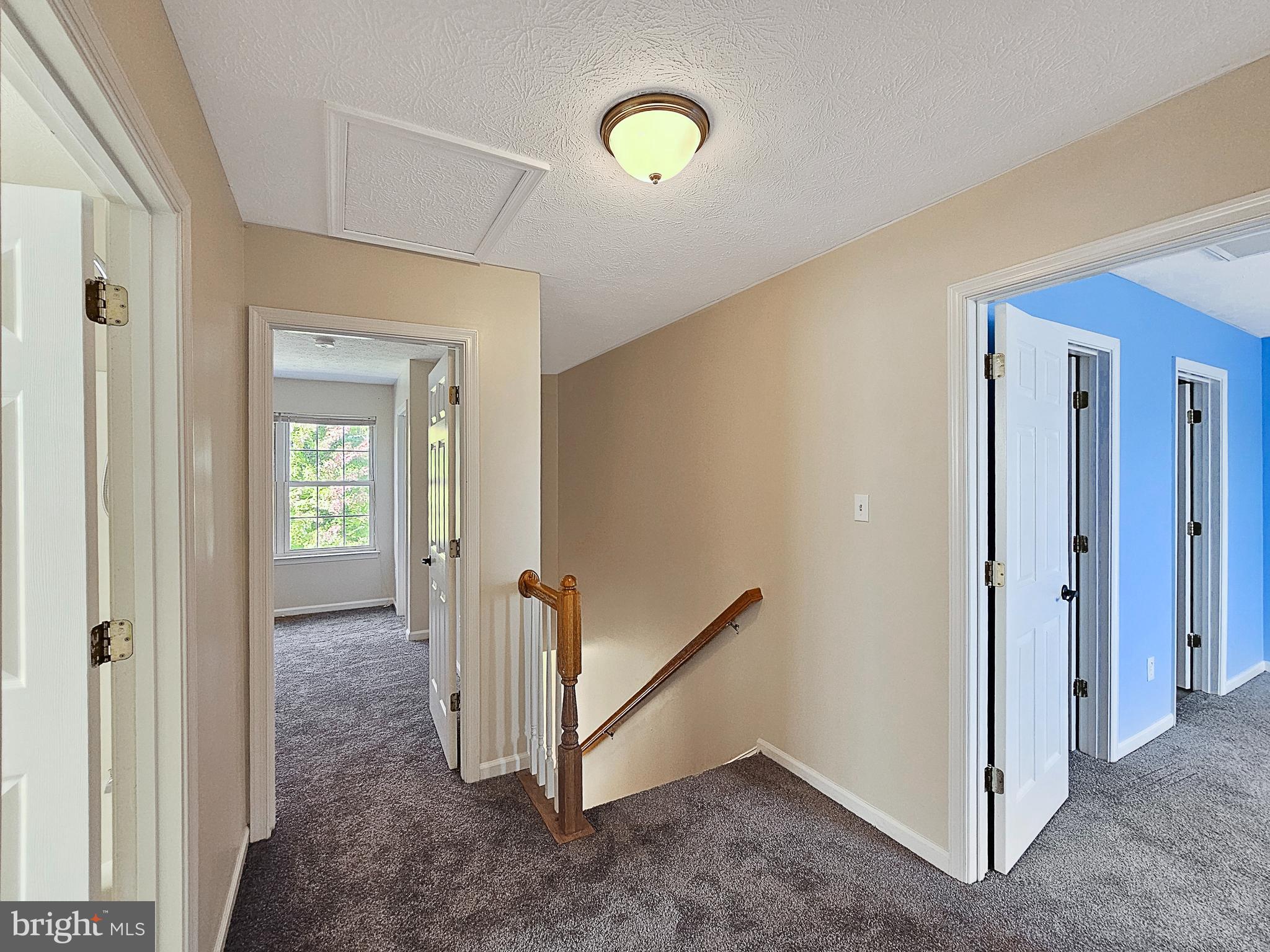 2036 STONELEIGH DRIVE