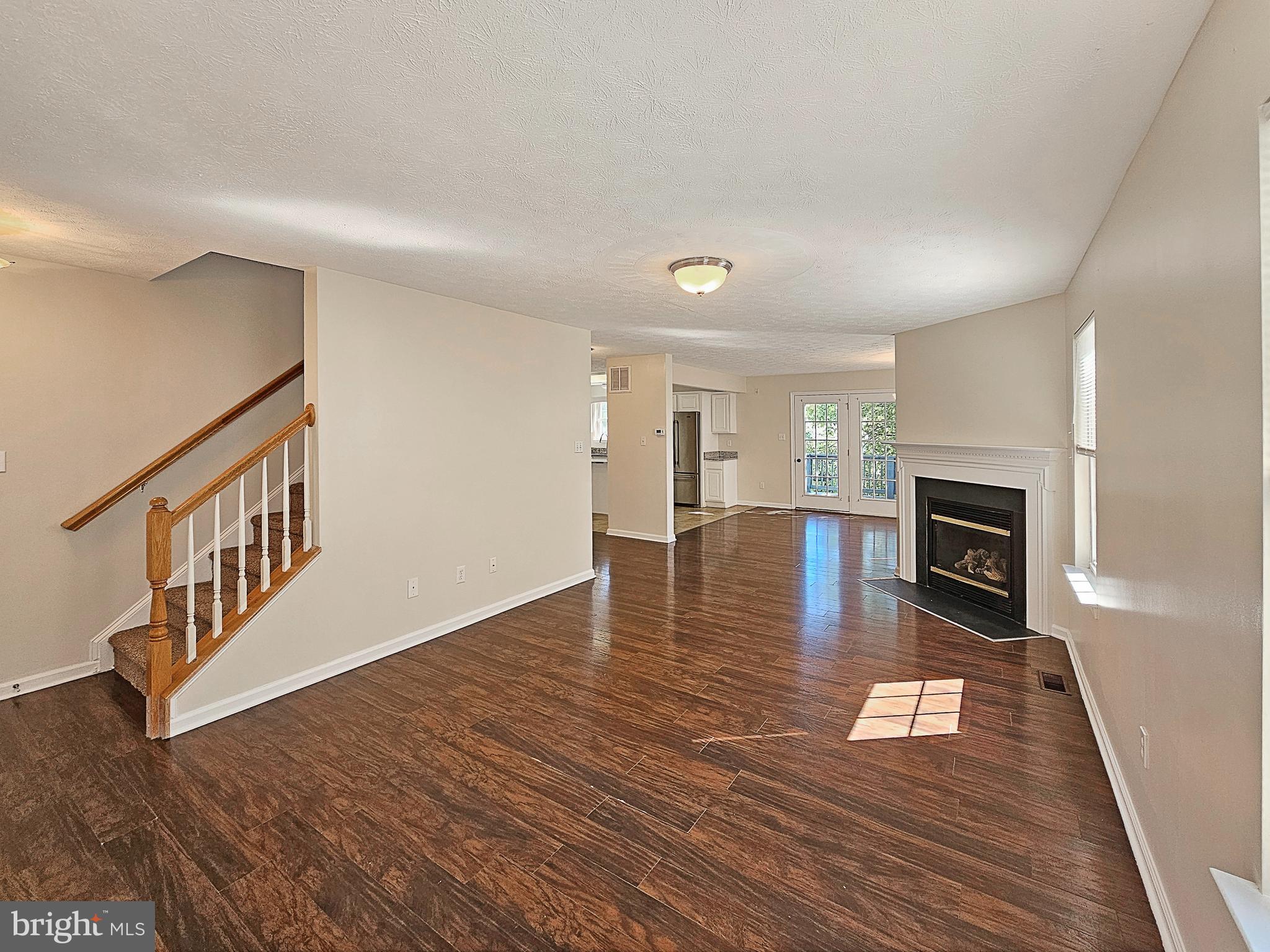 2036 STONELEIGH DRIVE