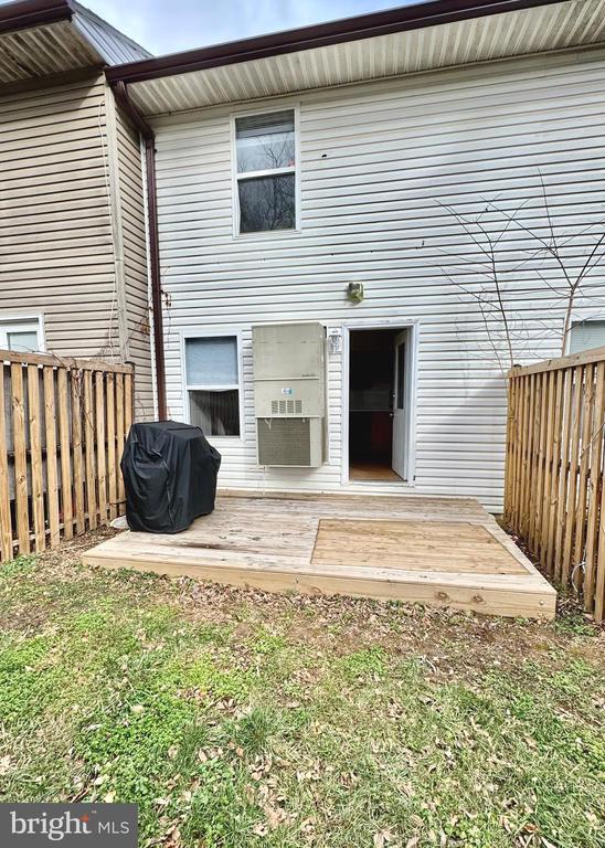309 AVON COURT